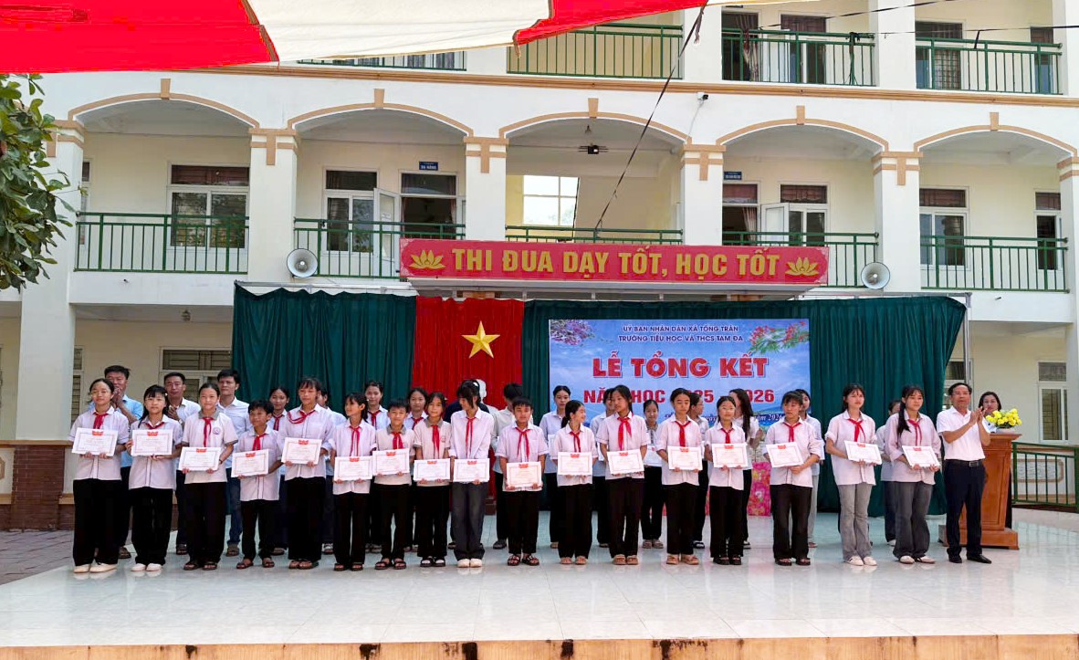 TRƯỜNG TIỂU HỌC VÀ THCS TAM ĐA TỔ CHỨC LỄ TỔNG KẾT NĂM HỌC 2025 – 2026
