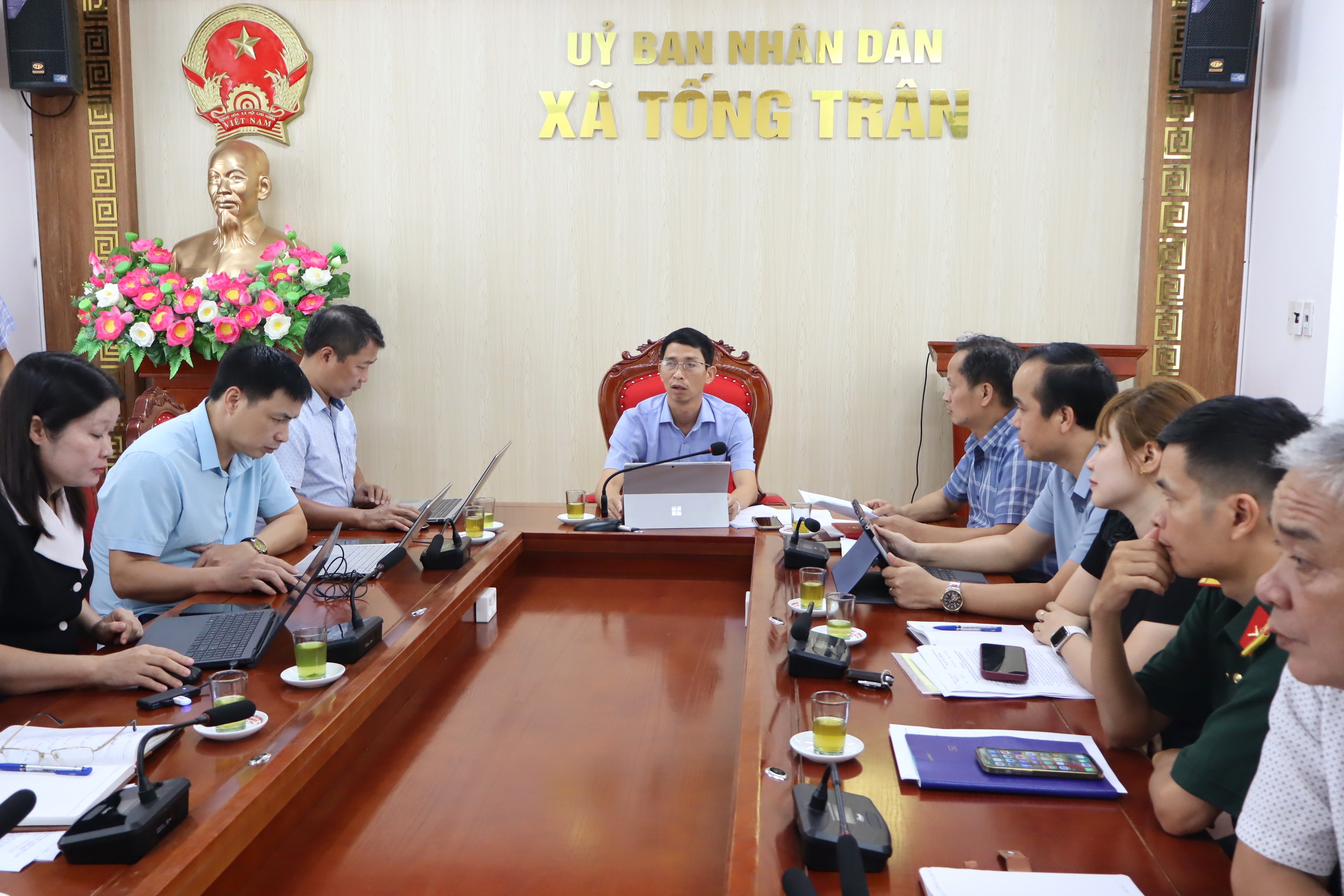 UBND XÃ TỐNG TRÂN TỔ CHỨC HỘI NGHỊ GIAO BAN MỞ RỘNG THÁNG 8 NĂM 2026
