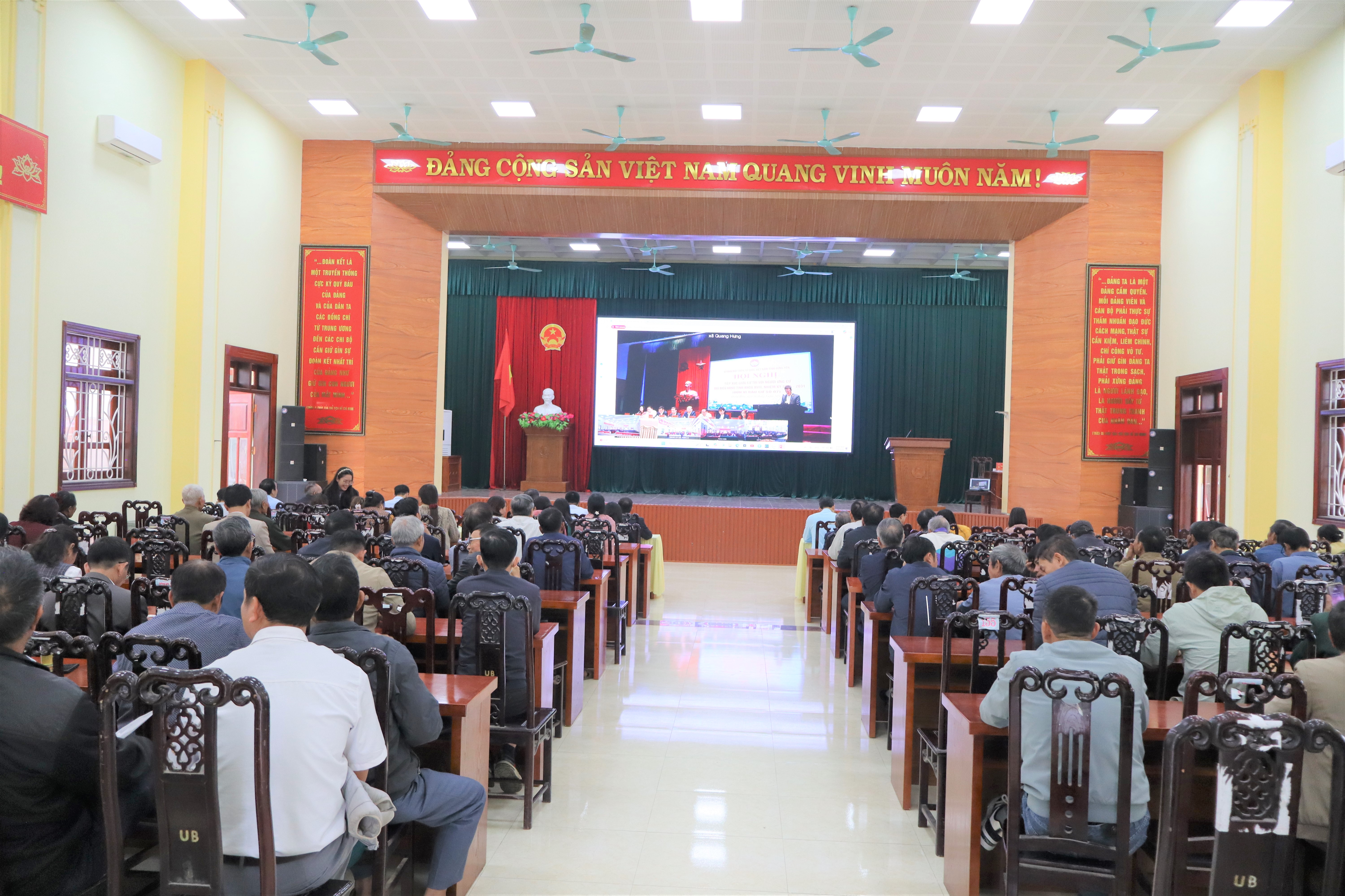 Xã Tống Trân tổ chức Hội nghị trực tuyến tiếp xúc cử tri với người ứng cử đại biểu HĐND tỉnh nhiệm kỳ 2026 – 2031, đơn vị bầu cử số 7