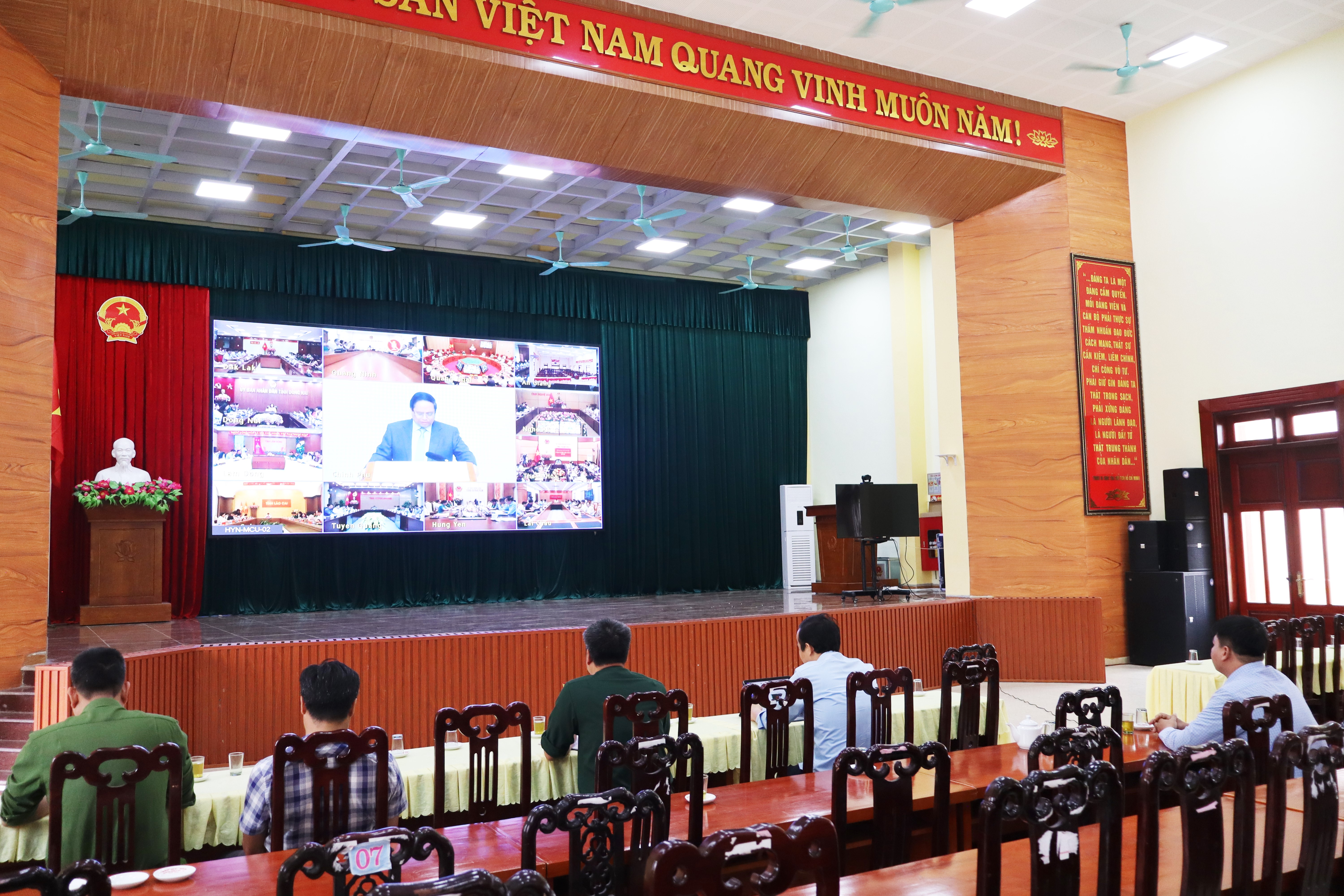 XÃ TỐNG TRÂN THAM DỰ HỘI NGHỊ TRỰC TUYẾN TOÀN QUỐC VỀ CÔNG TÁC PHÒNG, CHỐNG THIÊN TAI NĂM  2026