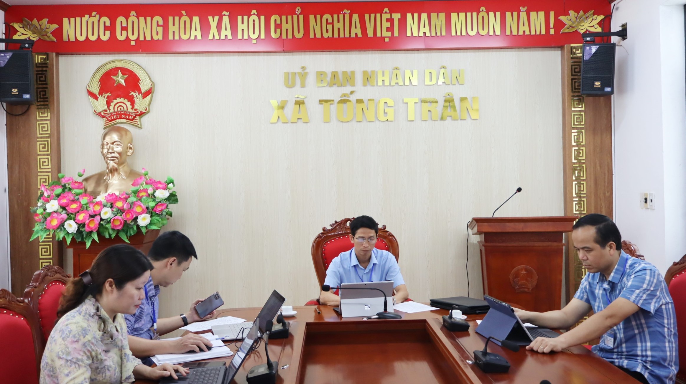 UỶ BAN NHÂN DÂN XÃ TỐNG TRÂN TỔ CHỨC HỘI NGHỊ GIAO BAN THÁNG 5/2026