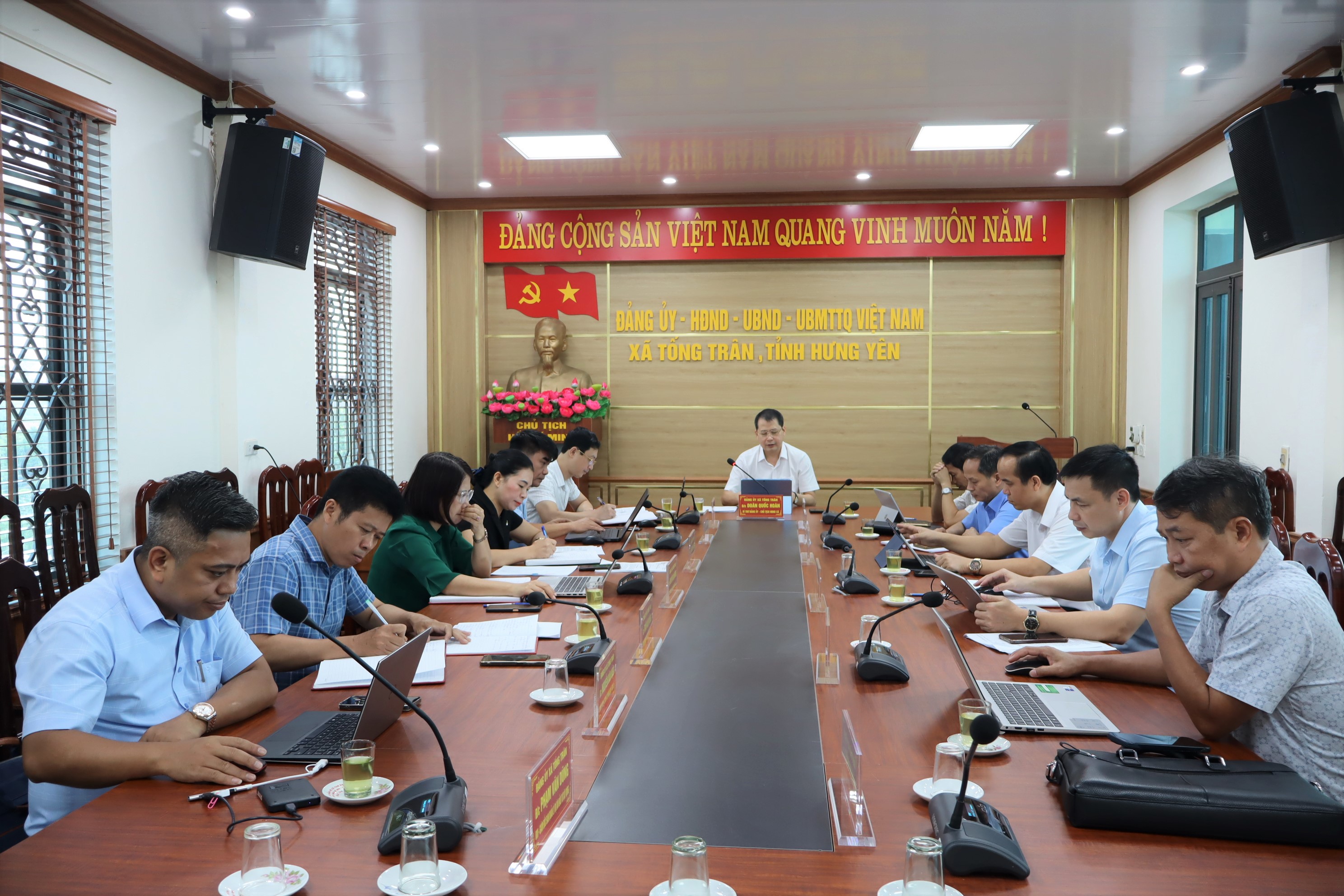 BAN THƯỜNG VỤ ĐẢNG ỦY XÃ TỐNG TRÂN TỔ CHỨC PHIÊN HỌP CUỐI THÁNG 7 NĂM 2026