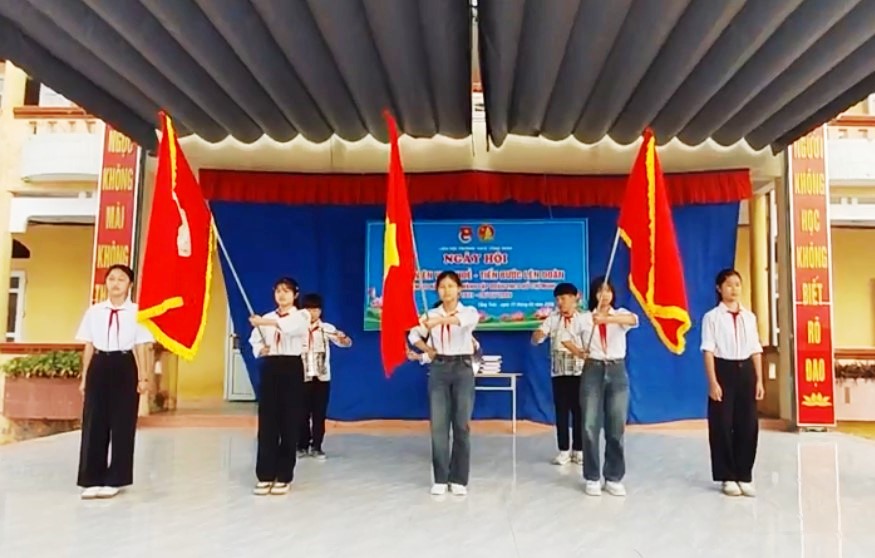 RỘN RÀNG NGÀY HỘI “THIẾU NHI VUI KHỎE – TIẾN BƯỚC LÊN ĐOÀN” TẠI TRƯỜNG THCS TỐNG TRÂN