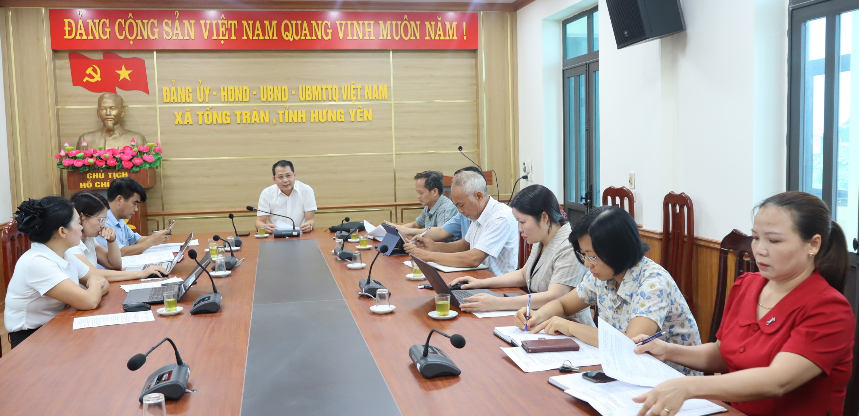 HĐND xã Tống Trân tổ chức Hội nghị giao ban giữa Thường trực HĐND với các Ban HĐND và các Tổ đại biểu HĐND xã
