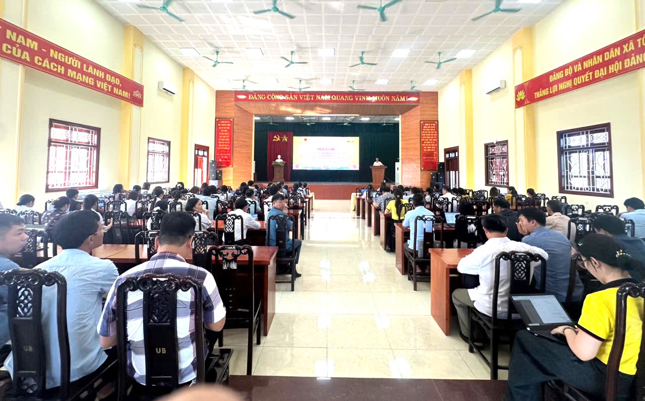 TỐNG TRÂN TỔ CHỨC HỘI NGHỊ TẬP HUẤN, HƯỚNG DẪN SỬ DỤNG TÀI KHOẢN AI